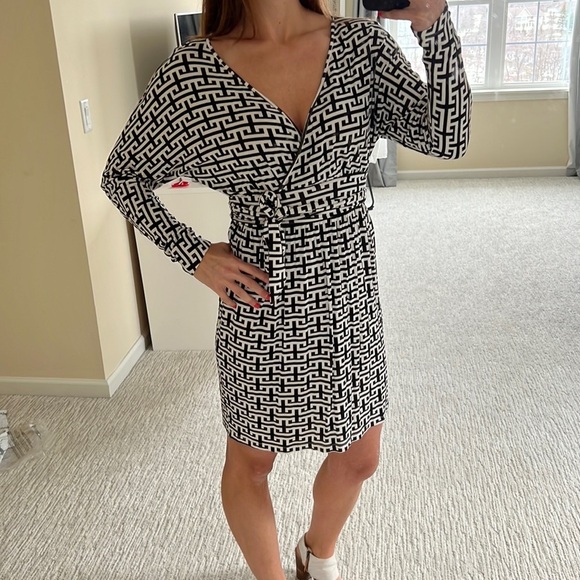 tart Dresses & Skirts - Tart bat wing dress
